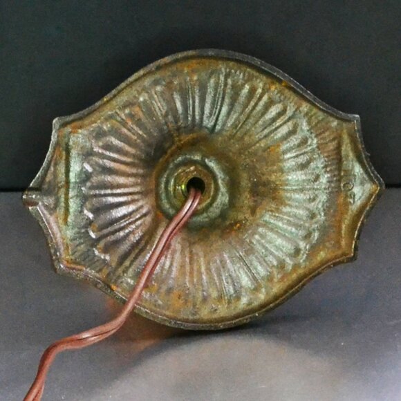 Small Accent Lamp Hollywood Regency Influence MCM Look Metal Decorative Works - Picture 8 of 11